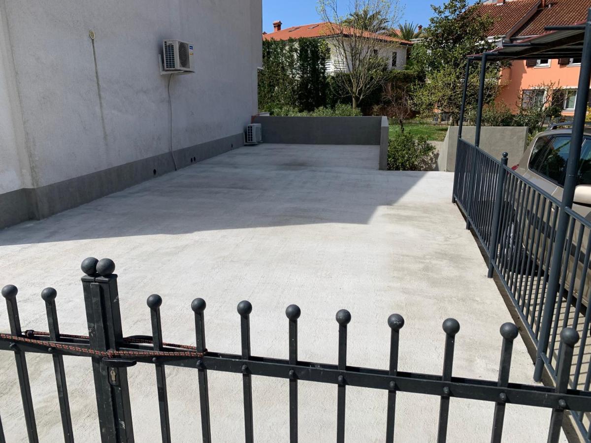 Apartments M&M Lucija Exterior photo
